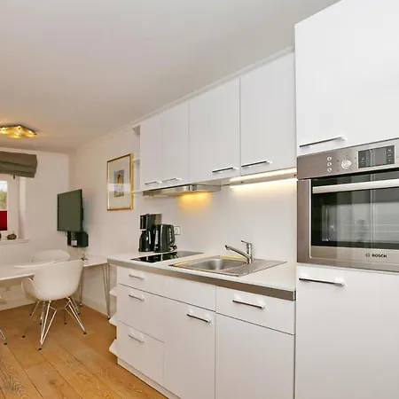 Rheingold - Woglinde Souterrain 1a * Ostseebad Kühlungsborn